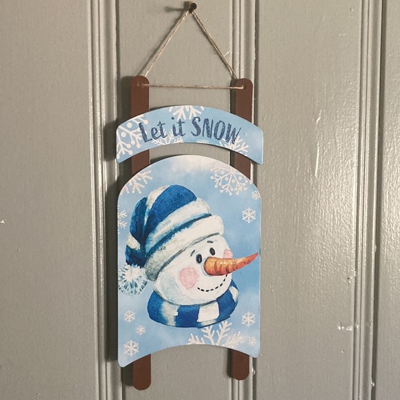 NWT Let It Snow- Snowman ⛄️ Holiday Sleigh Decoration Sign - Picture 14 of 17